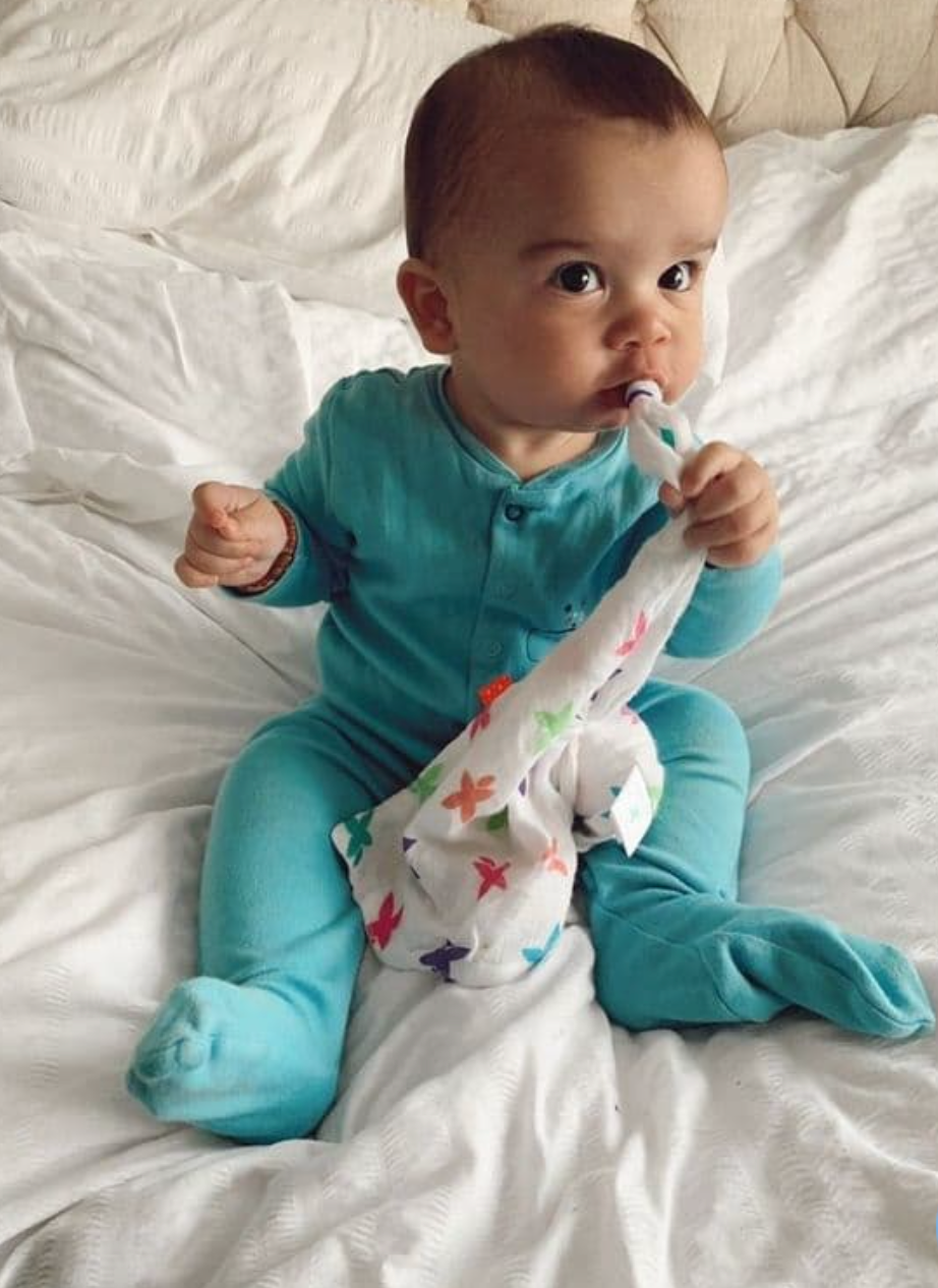 Cuski Mussi Comforter, Charlie