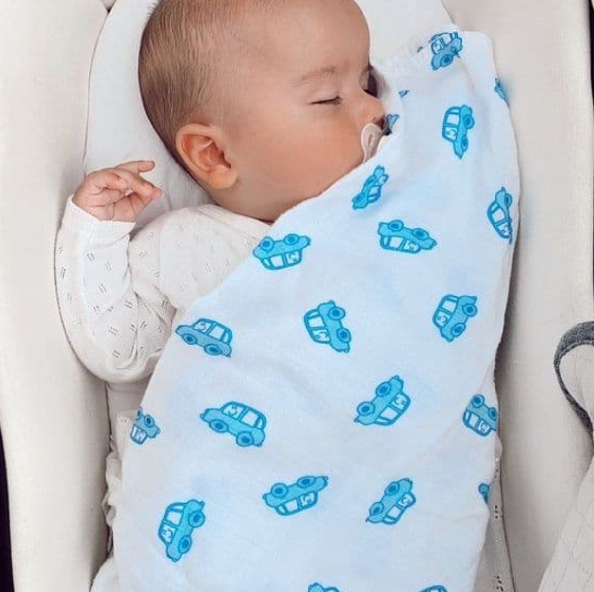 Cuski Mini Bamboo Muslins x 4 ~ London Cabs