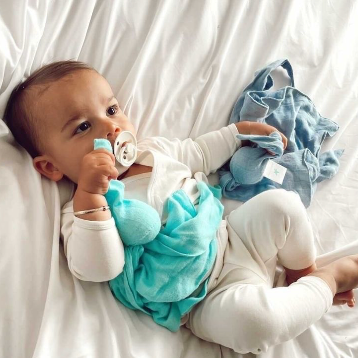 Cuski Mussi Comforter, Spearmint Baby